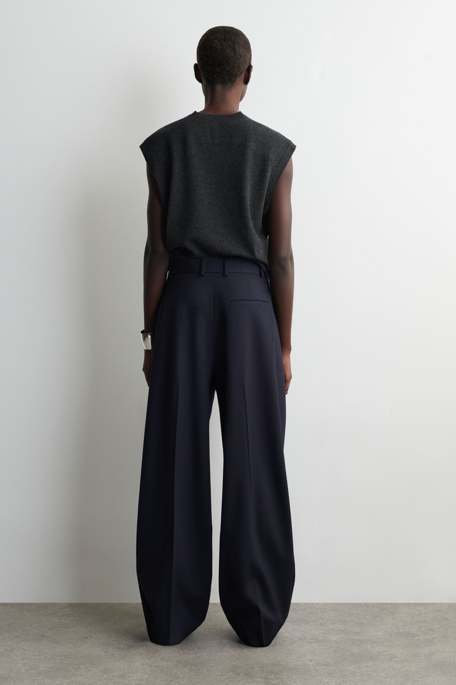 COS ワイドレッグテーラードツイルパンツ　38 WIDE-LEG TAILORED TWILL TROUSERS ワイドレッグテーラードツイル