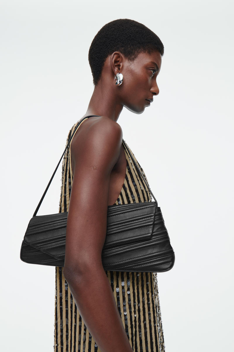 COS ストライプスパンコールスリップワンピース