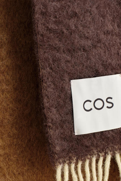 COS フリンジモヘアマフラー