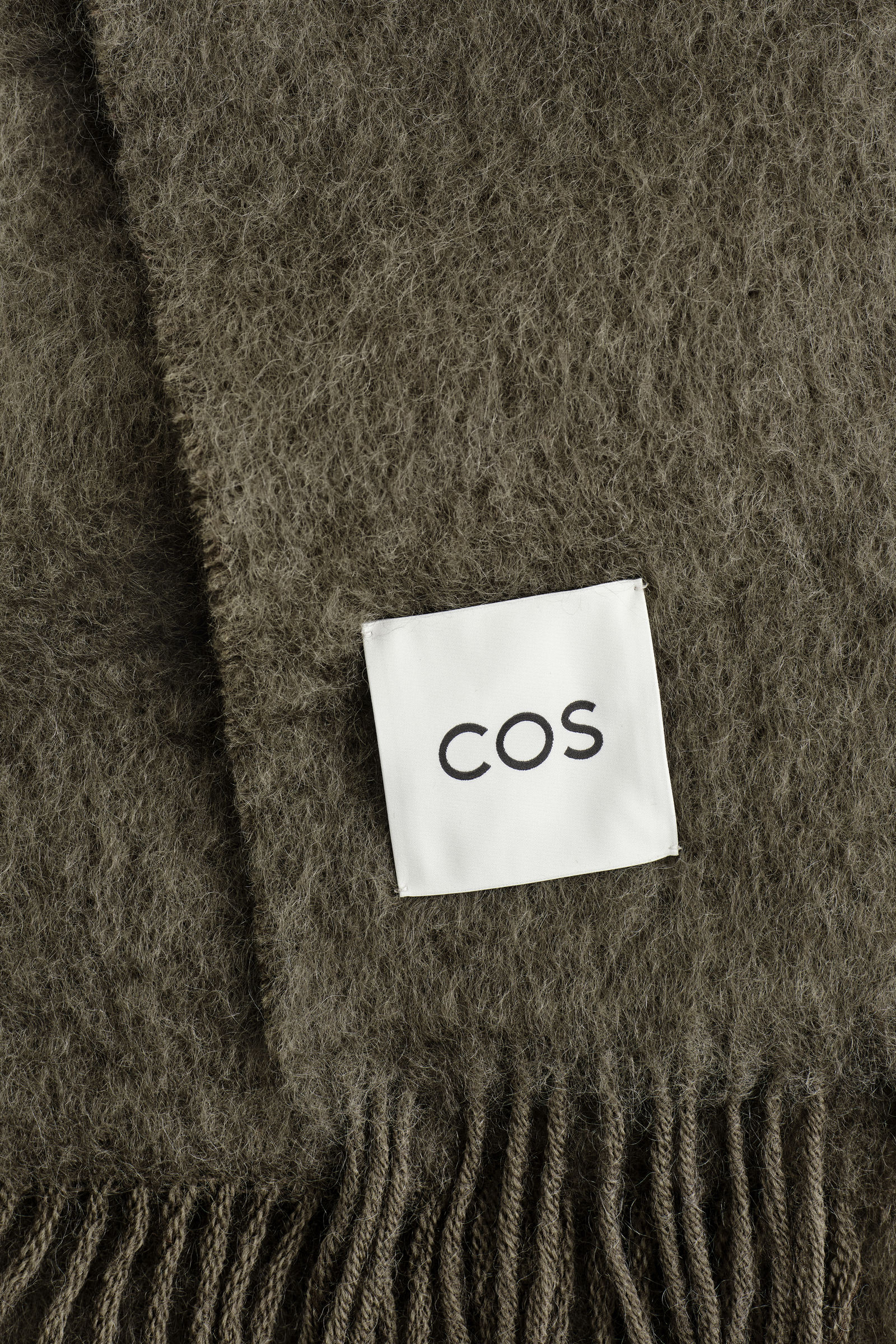 COS モヘアマフラー　Cos mohair muffler cos モヘアマフラー FRINGED MOHAIR SCARF フリンジモヘア