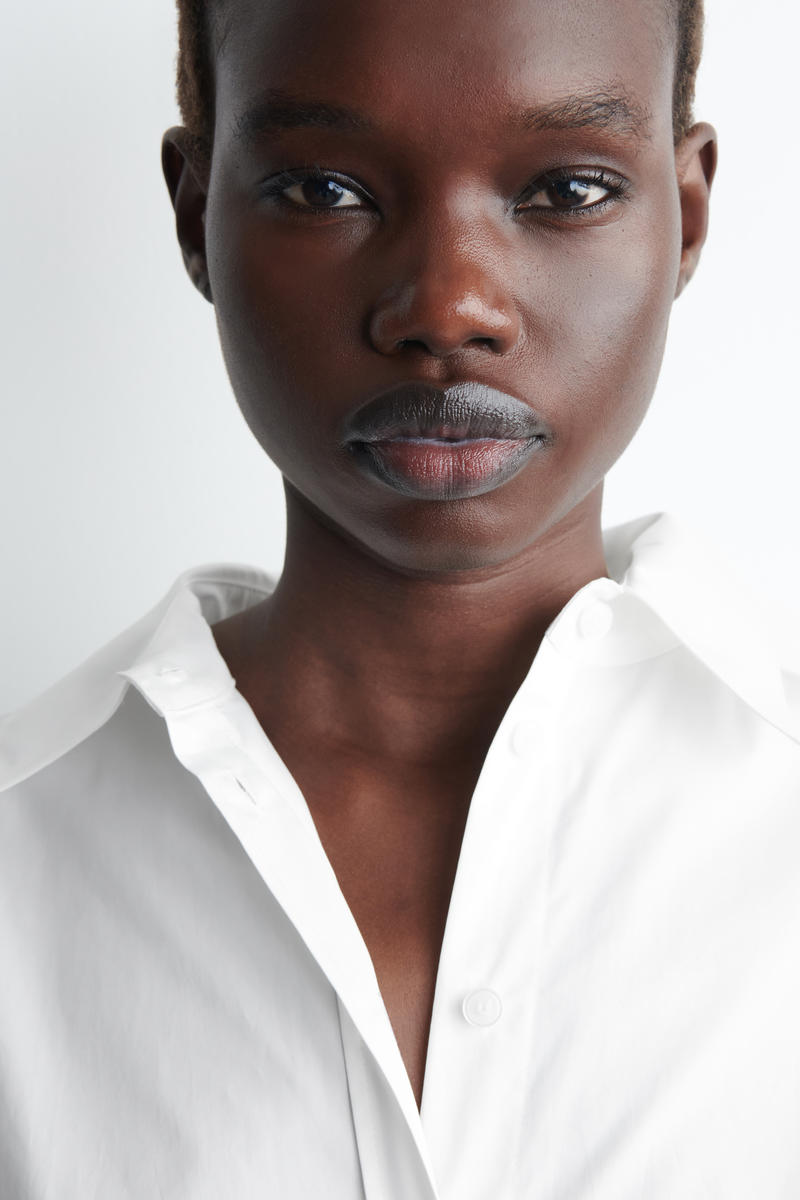 COS リラックスフィット コットンシャツ