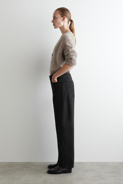 COS BAYバレルレッグジーンズ