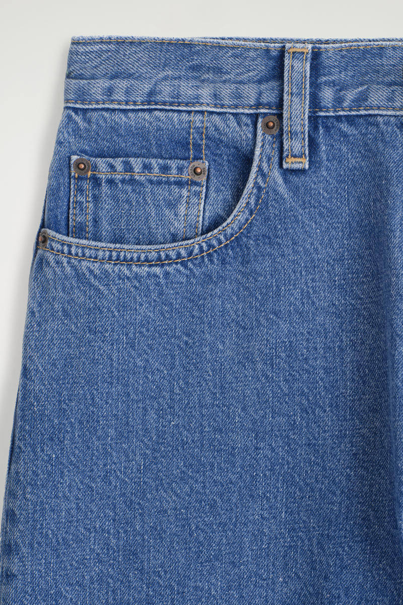 COS BAYバレルレッグジーンズ