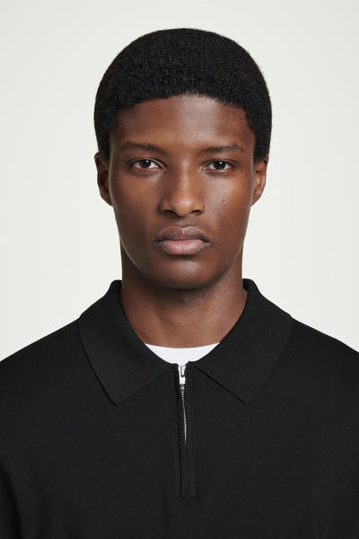 COS ハーフジップニットポロシャツ