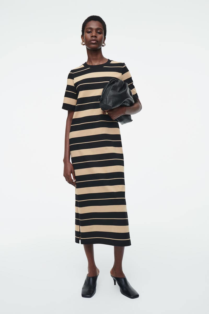 STRIPED MIDI T-SHIRT DRESS ストライプミディTシャツワンピース｜COS 