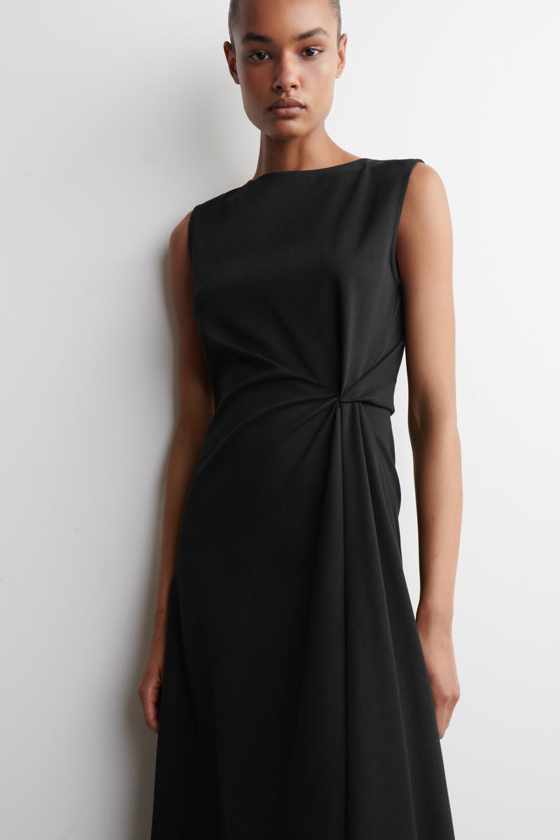 TWIST-DETAIL MIDI DRESS ツイストディテールミディワンピース