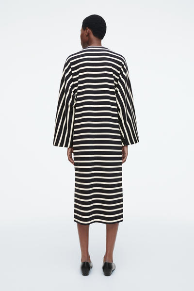 COS ジャージーミディコラムワンピース