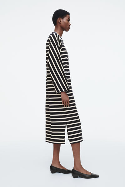 COS ジャージーミディコラムワンピース