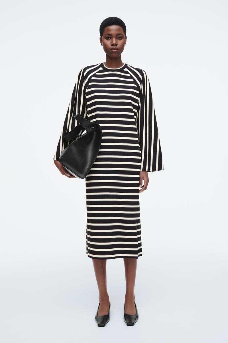 COS ジャージーミディコラムワンピース