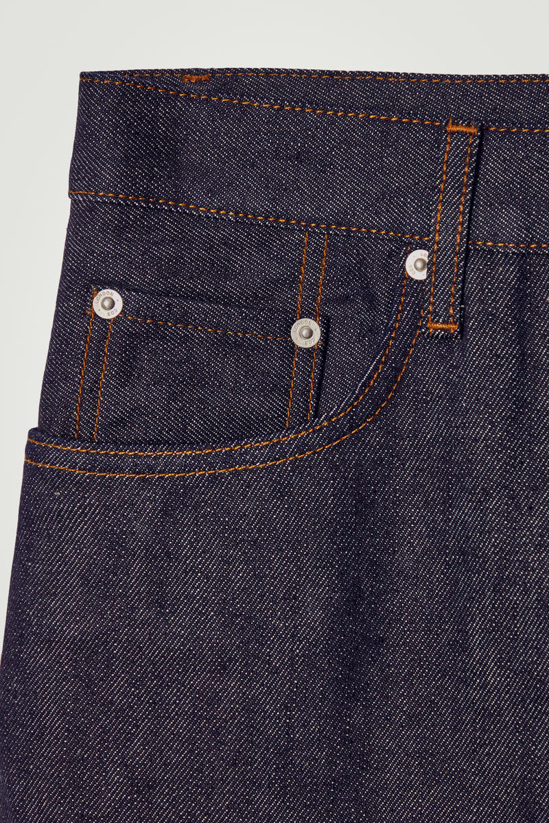 COS DOME ロウセルビッジストレートレッグジーンズ