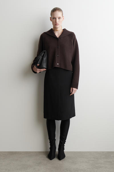 COS セーラーカラーウールカーディガン