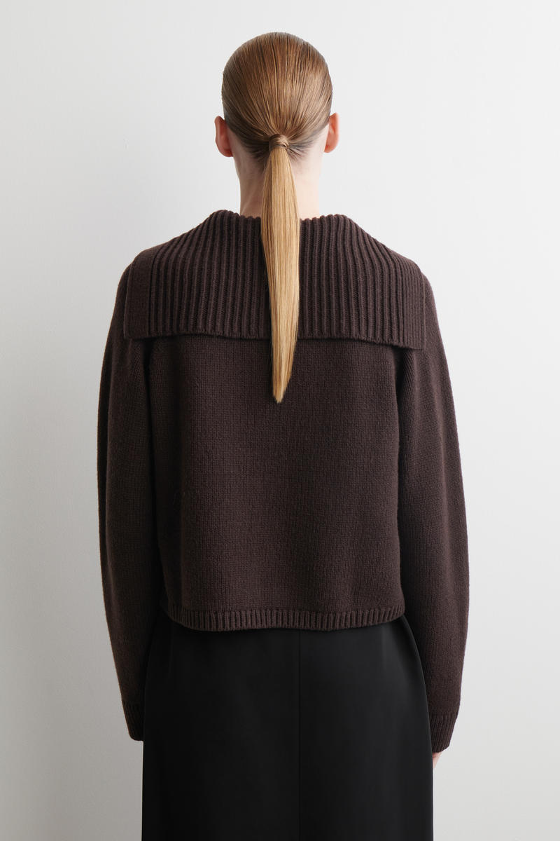 COS セーラーカラーウールカーディガン