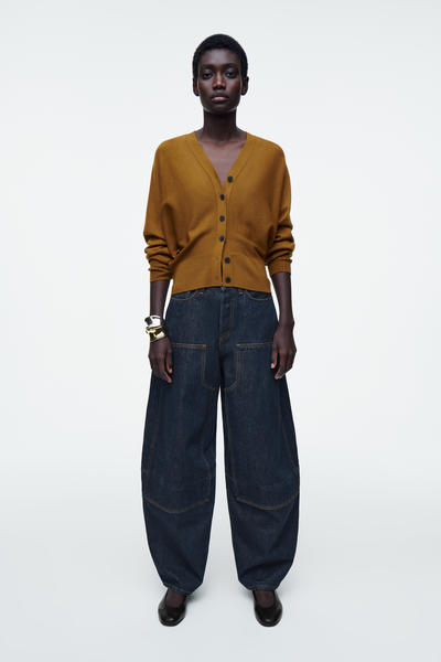 COS バットウィングスリーブ メリノウールカーディガン