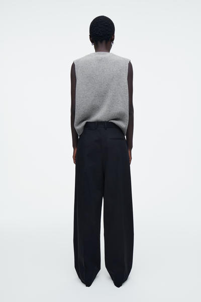 RELAXED COTTON WIDE-LEG TROUSERS リラックスフィット コットンワイド