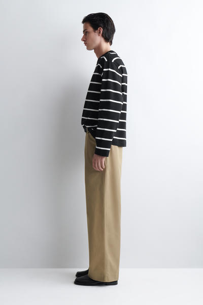 COS インターロックジャージー 長袖Tシャツ