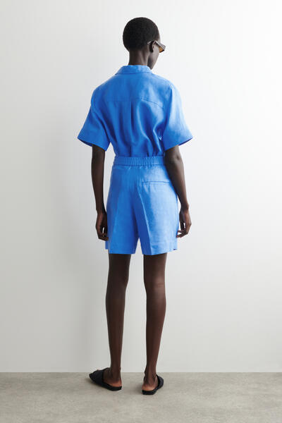 COS テーラード リネンショートパンツ