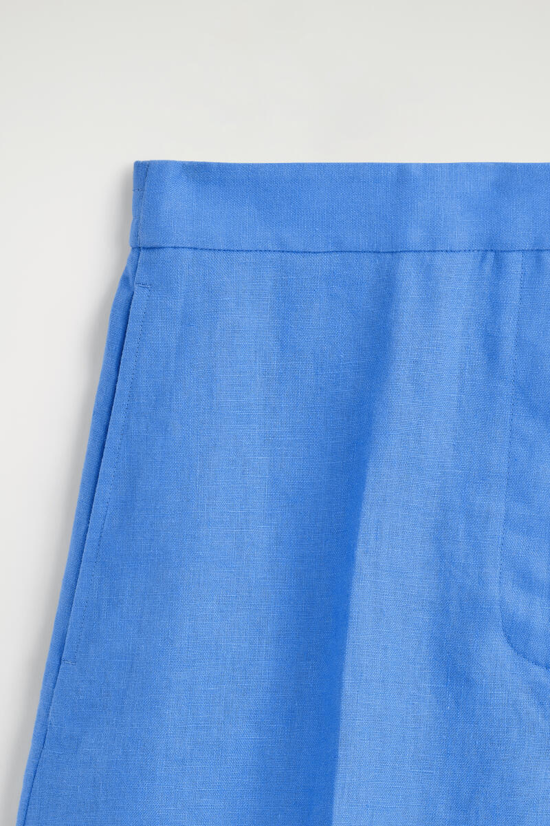 COS テーラード リネンショートパンツ