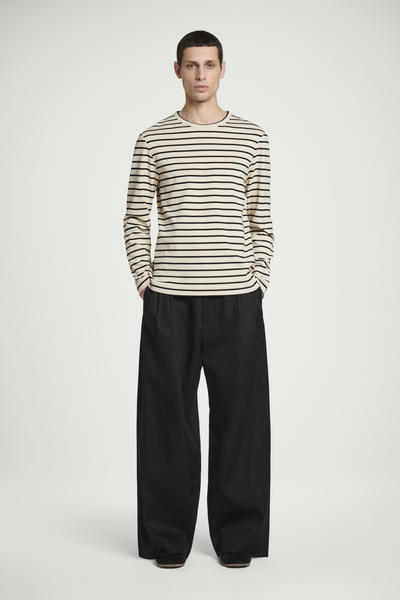 COS ストライプロングスリーブTシャツ