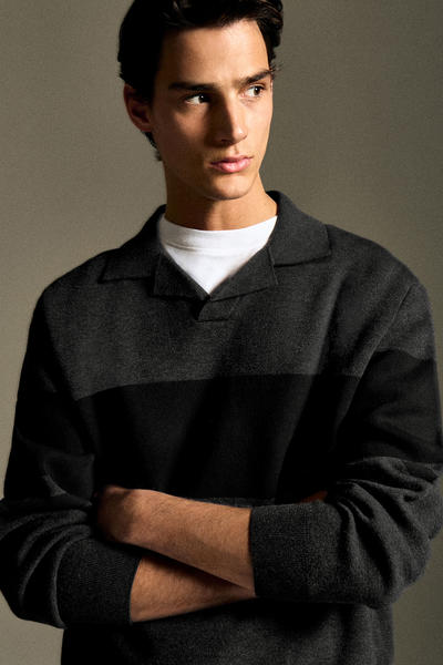 COS ストライプダブルフェイスニットポロシャツ