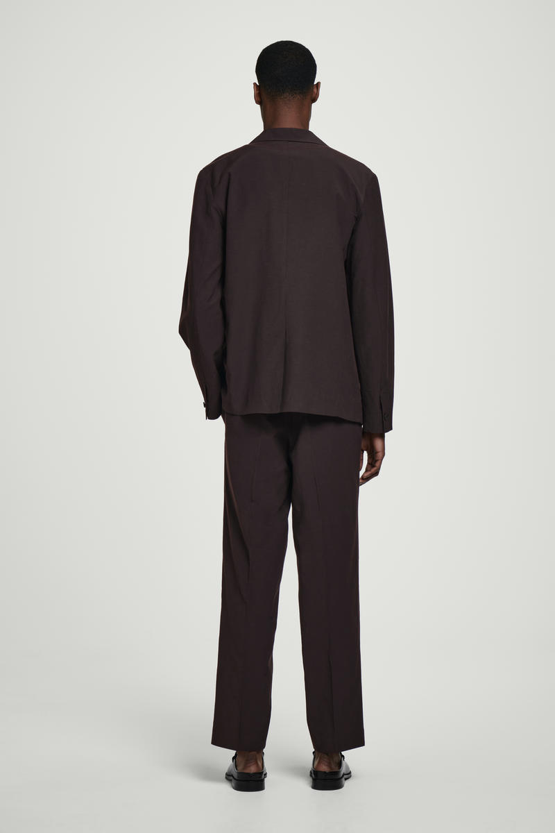 COS アンストラクチャードスリーボタンブレザー