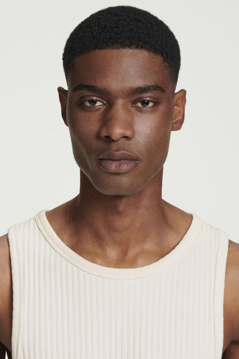 COS スリムフィット リブコットンタンクトップ