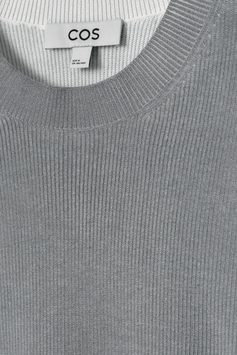 COS オーバーサイズ プリントニットTシャツ