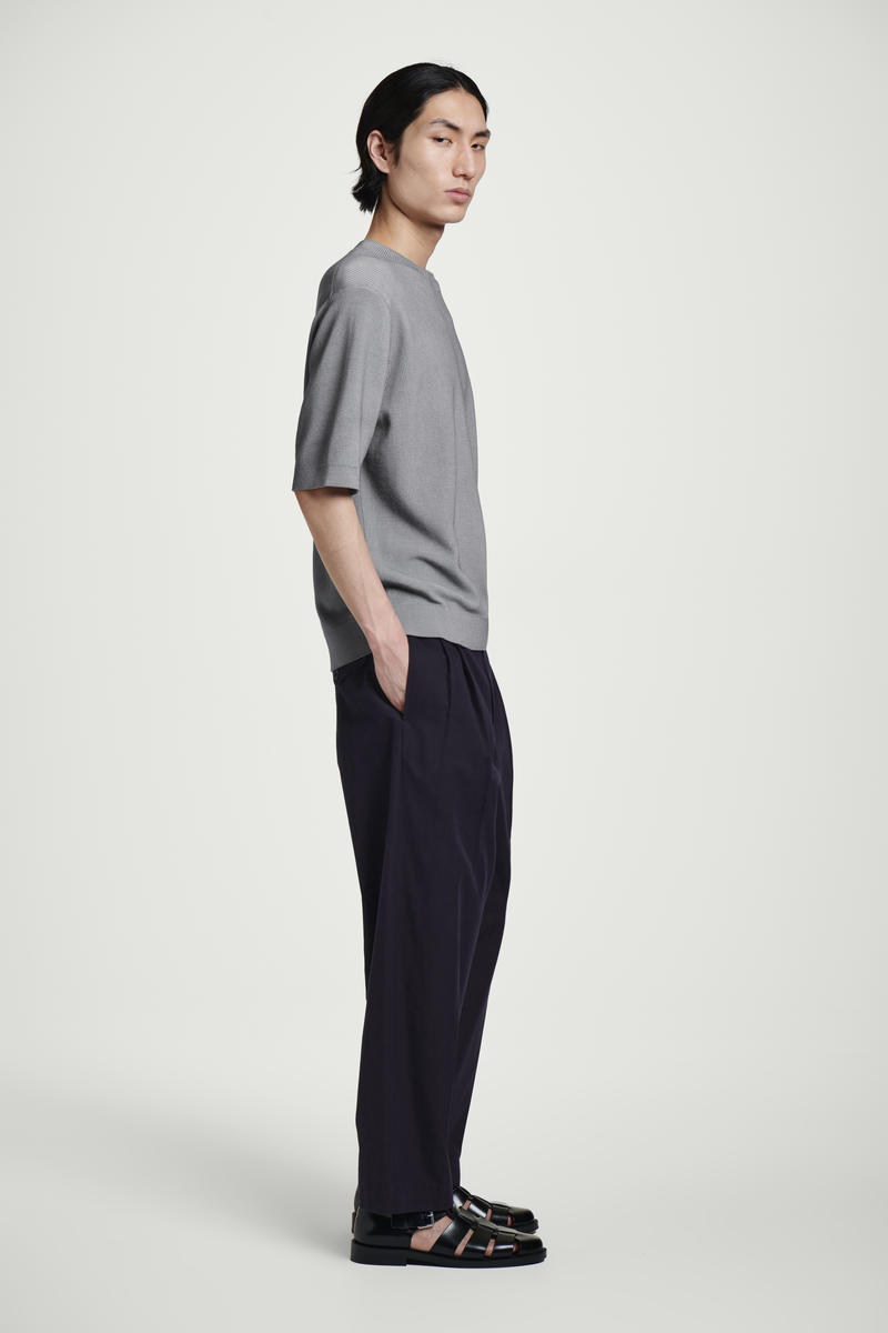 COS オーバーサイズ プリントニットTシャツ