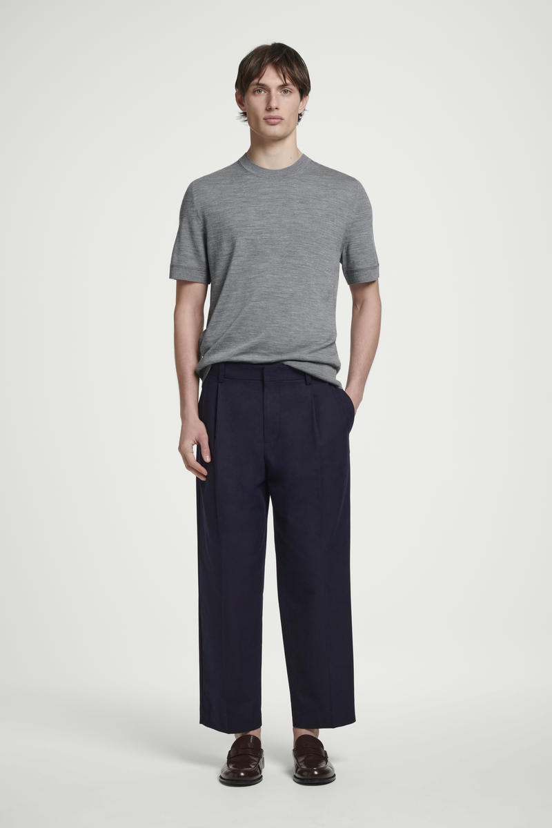 COS スリムフィット メリノウールTシャツ