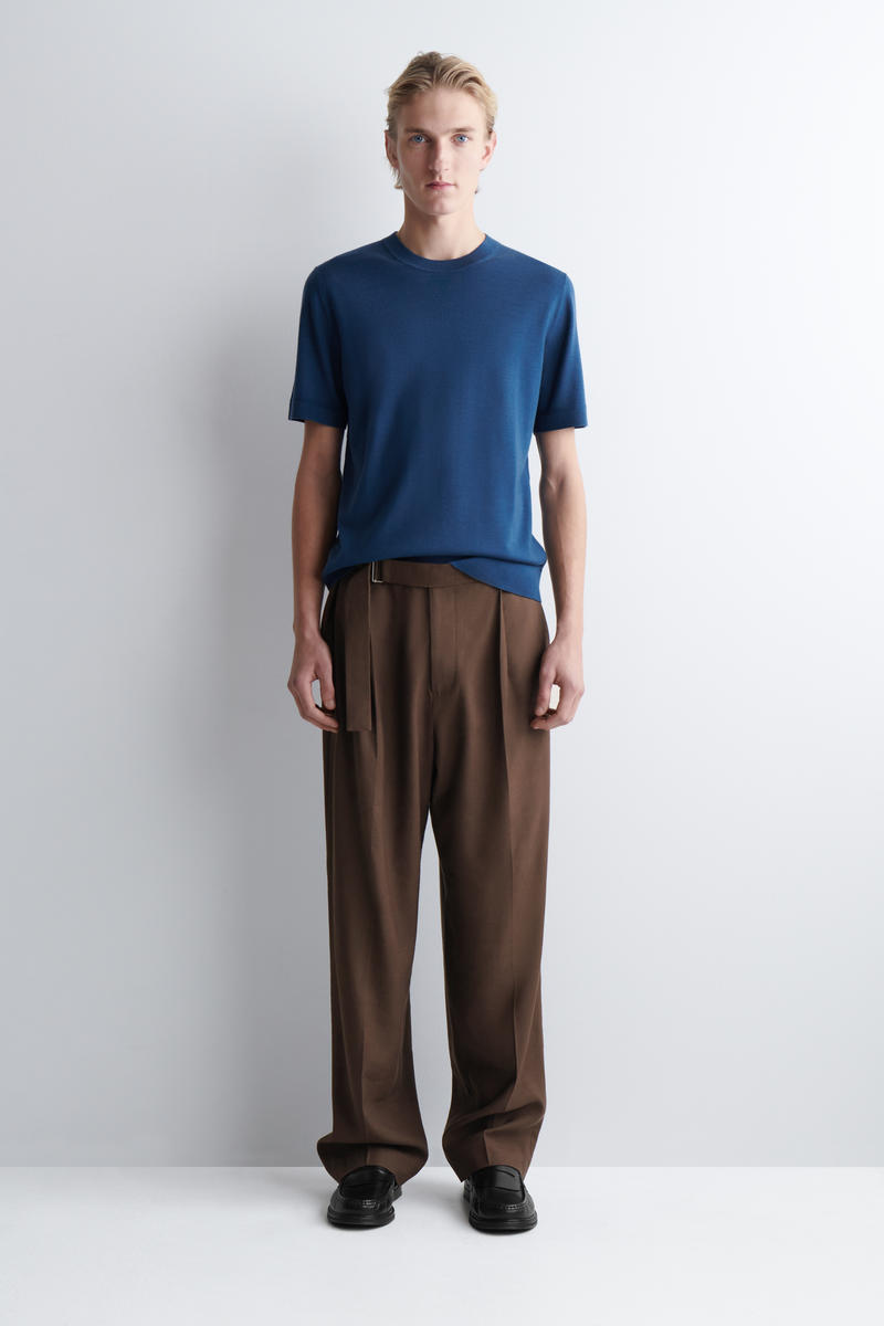 COS スリムフィット  メリノウールTシャツ