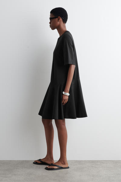 COS アシンメトリックミニTシャツワンピース
