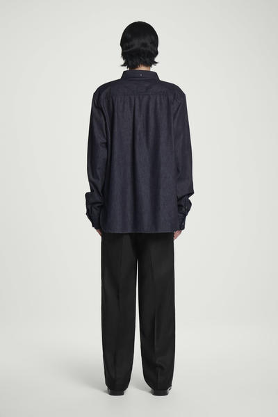 COS シャンブレーシャツ