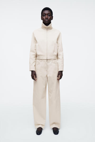 COS ファンネルネックボンバージャケット