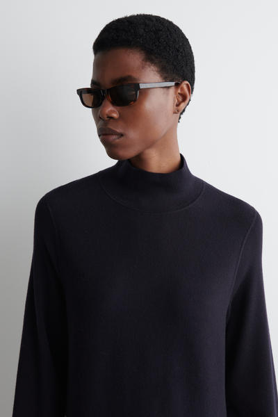 COS フレアハイネックウールミニワンピース