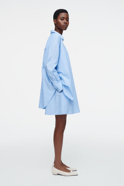 COS レイヤードストライプブランコシャツワンピース