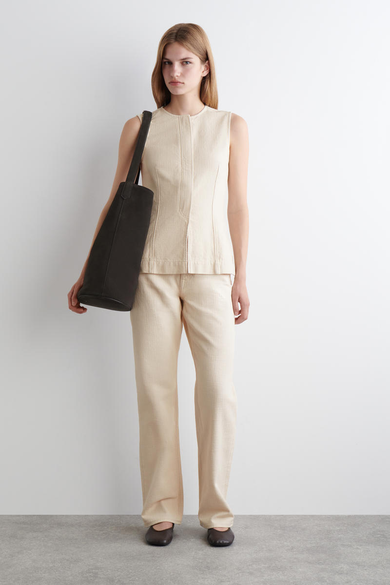 SLEEVELESS DENIM TOP ノースリーブデニムトップ｜COS コス 公式