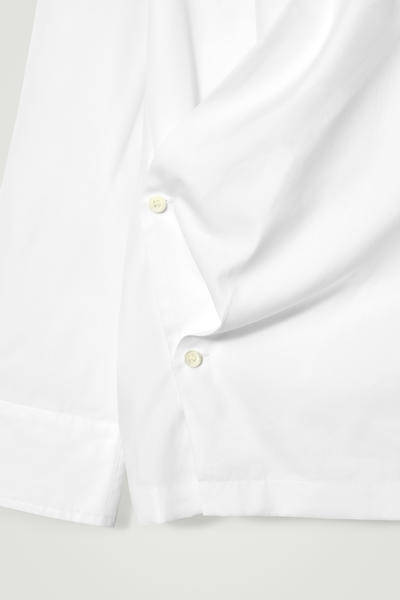 COS オーバーサイズ コットンシルクラップシャツ