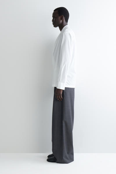 COS オーバーサイズ コットンシルクラップシャツ