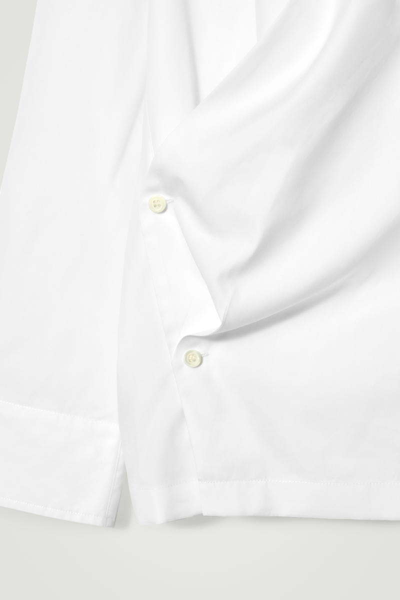 COS オーバーサイズ コットンシルクラップシャツ