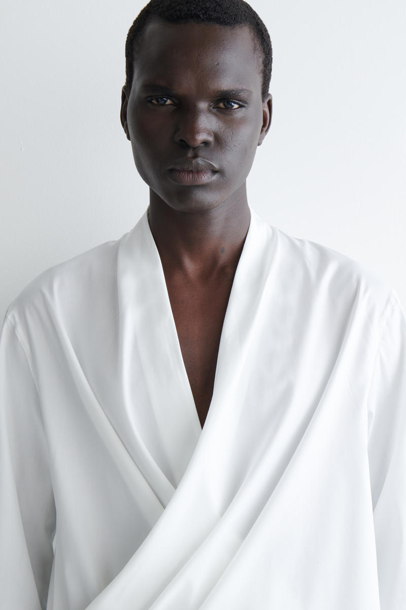 COS オーバーサイズ コットンシルクラップシャツ