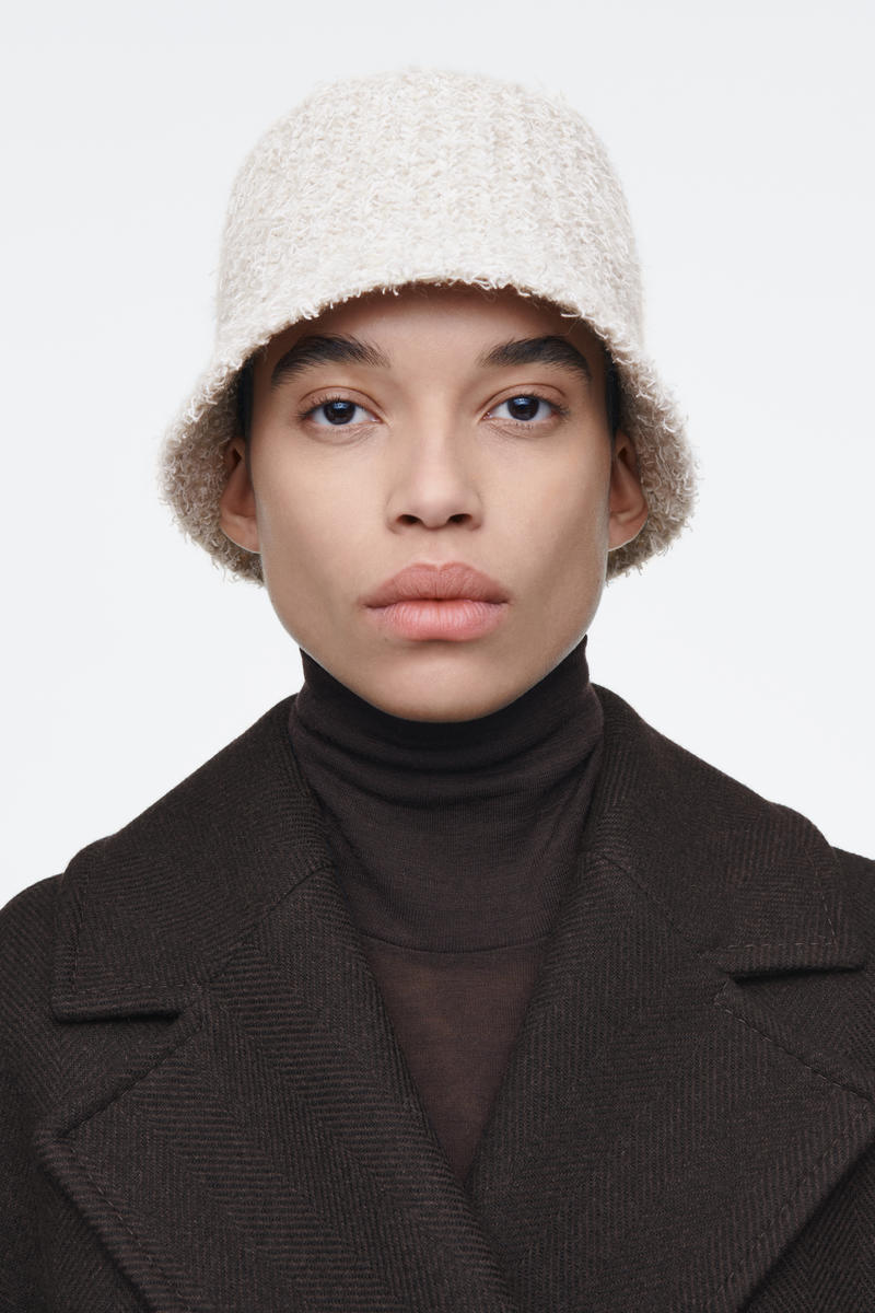 COS テクスチャードバケットハット