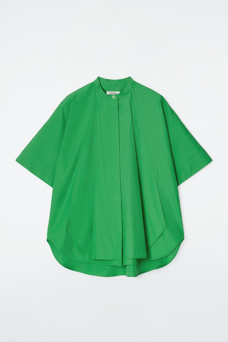 COS オーバーサイズカーブヘムコットンシャツ