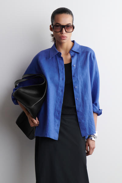 COS ボクシーフィット リネンシャツ