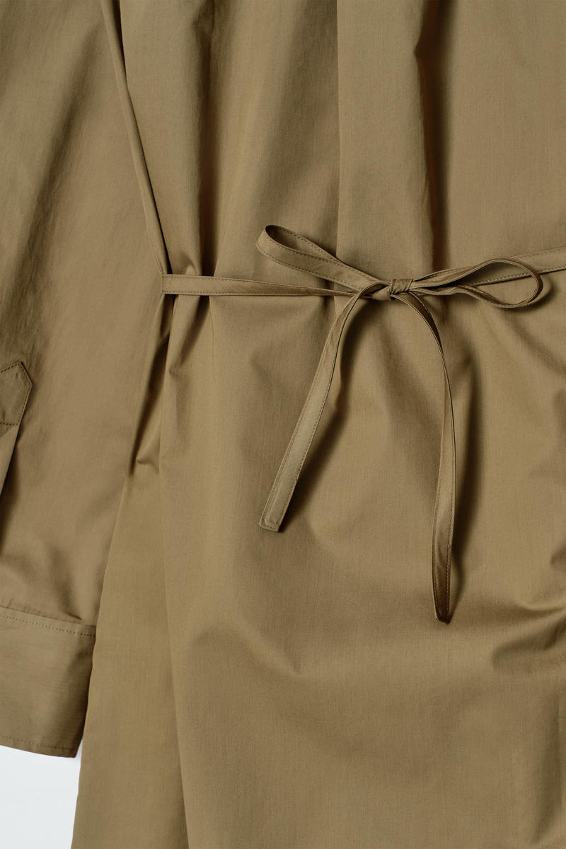 COS ダブルブレストミディシャツワンピース