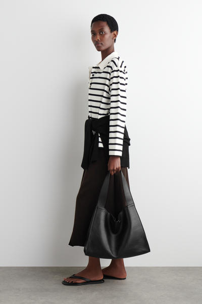 COS リラックスストライプ長袖ポロシャツ