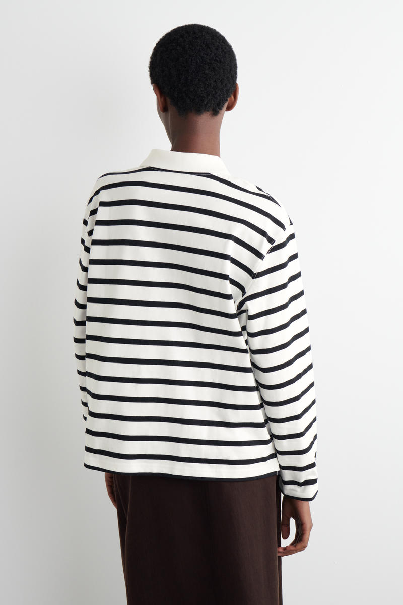 COS リラックスストライプ長袖ポロシャツ