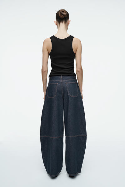 COS ウエスタンバレルレッグジーンズ