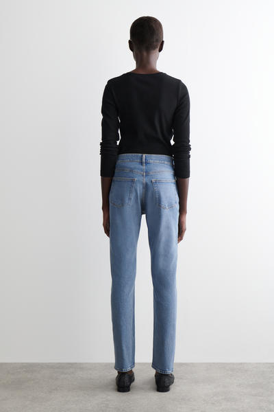 COS フルート スリムレッグ ジーンズ