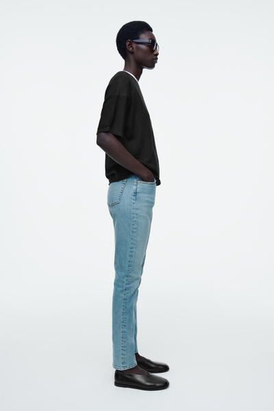 COS フルート スリムレッグ ジーンズ