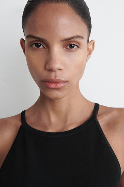 COS コントゥアニットミディワンピース