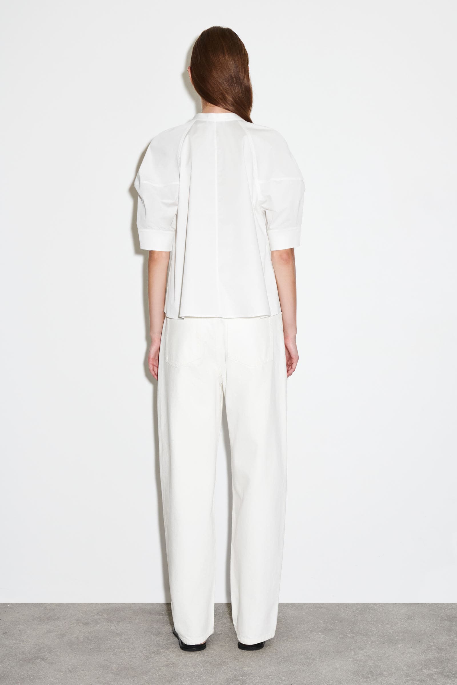 PUFF-SLEEVE BLOUSE パフスリーブブラウス ホワイト｜COS コス 公式